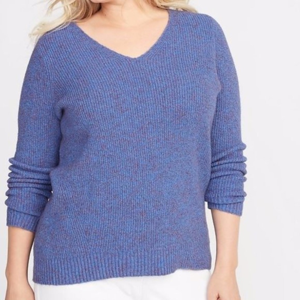 ✨3/$30 Old Navy Blue Marled V-Neck Cozy Sweater